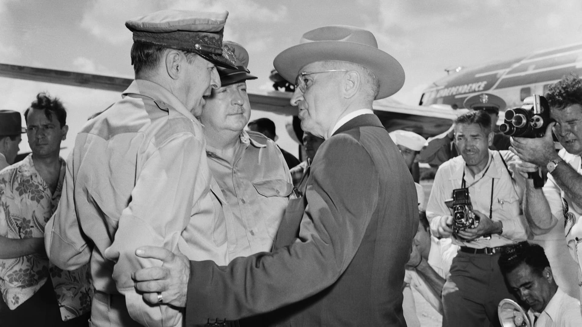 President Truman relieves General MacArthur of duties in Korea | April ...